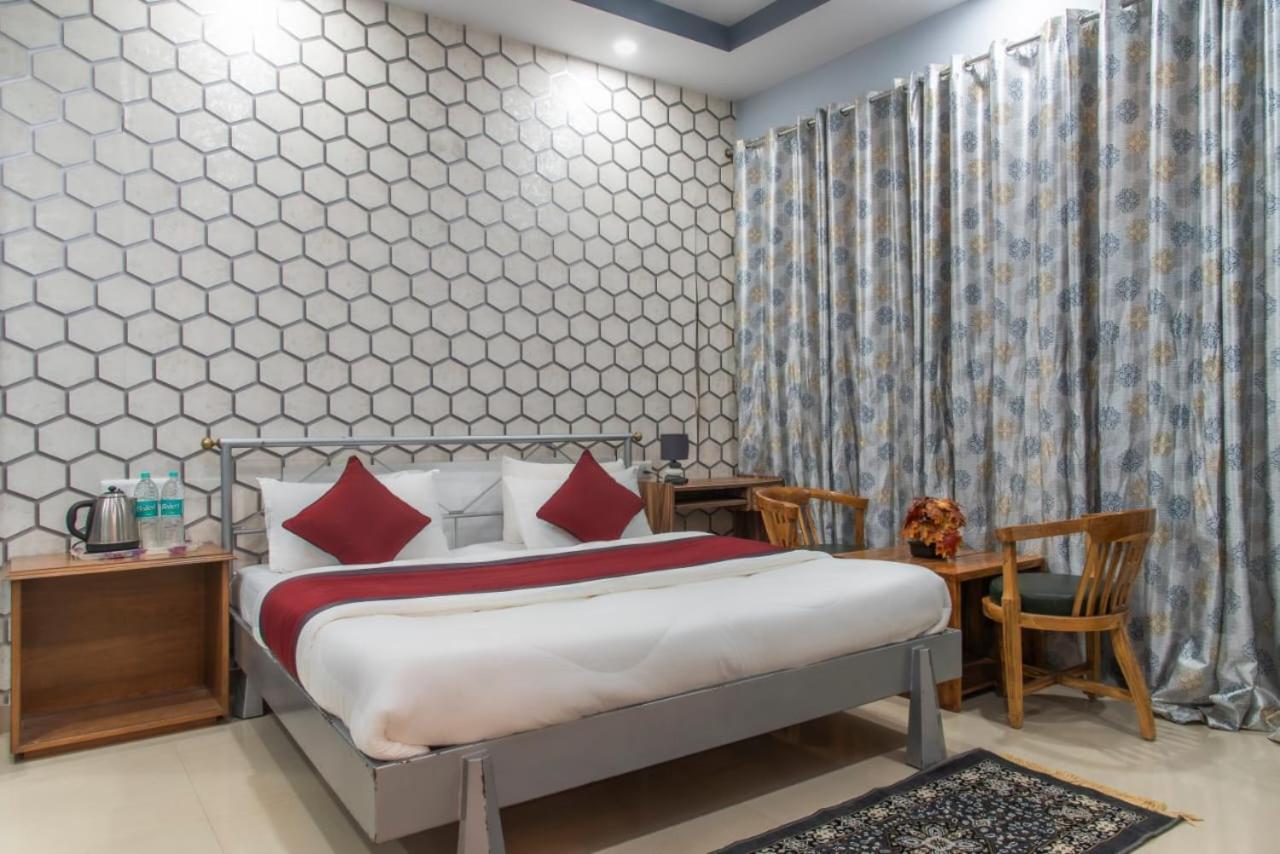 Appartamento Mountain Height Kasauli Esterno foto
